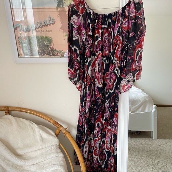 Anthropologie Sweeping Off-The-Shoulder Dress - Picture 9 of 9